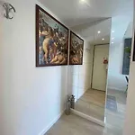 - Stylish, Historic, Luxury Μιλάνο