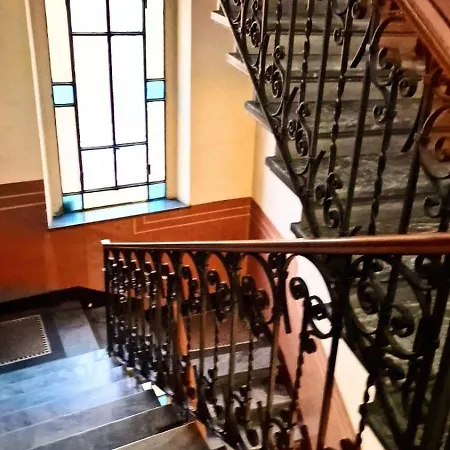 - Stylish, Historic, Luxury شقة ميلان