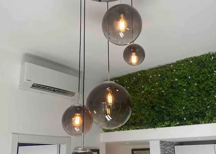 - Stylish, Historic, Luxury Mailand