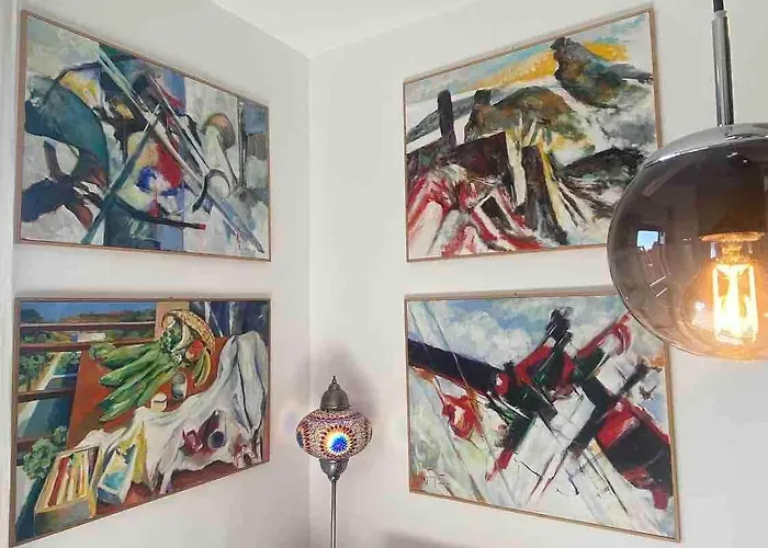 - Stylish, Historic, Luxury Mailand